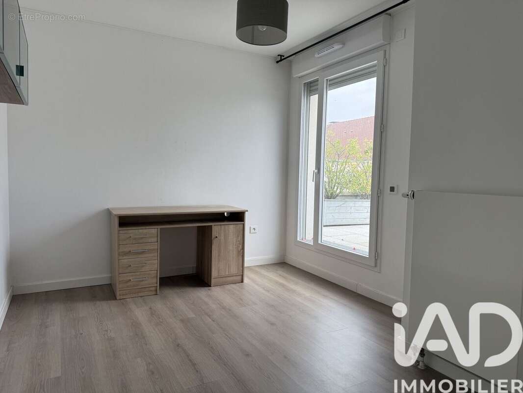 Photo 6 - Appartement à JOUY-LE-MOUTIER