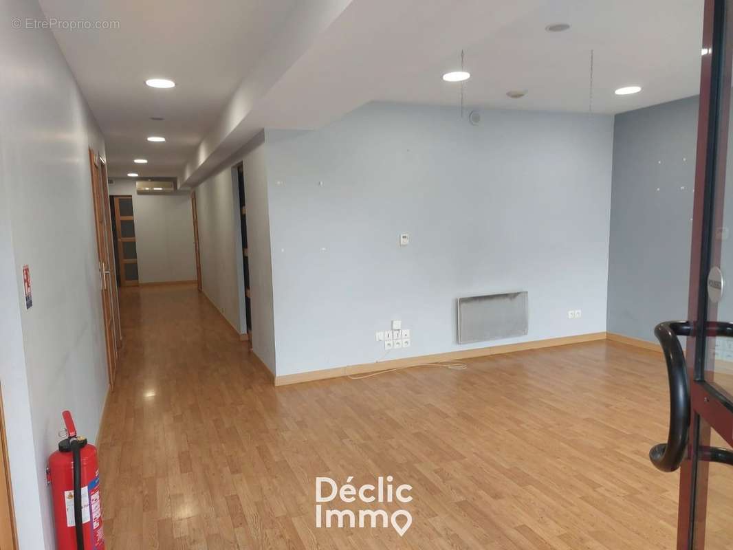 Commerce à JOUE-LES-TOURS