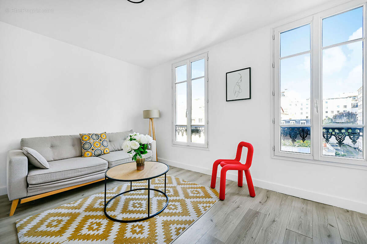 Appartement à PARIS-12E