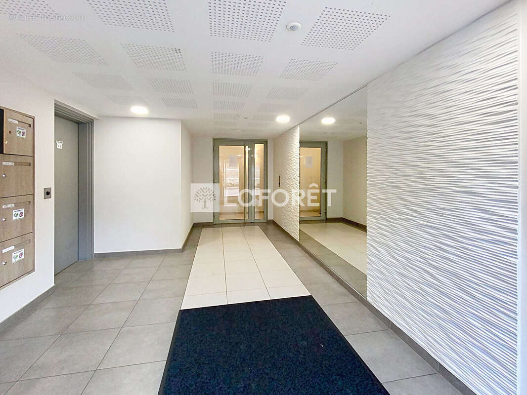Appartement à VERNEUIL-SUR-SEINE
