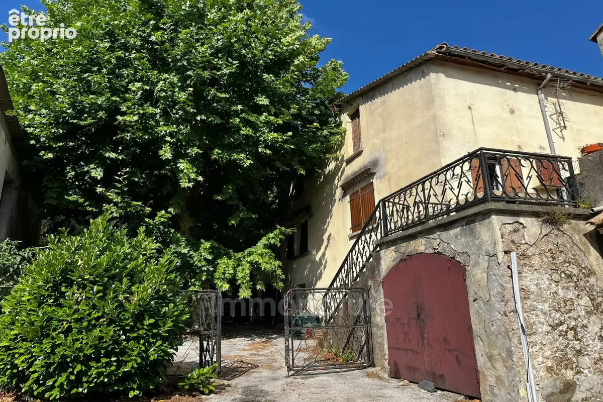 Photo Maison à Saint-Julien-De-La-Nef au prix de 160 000€