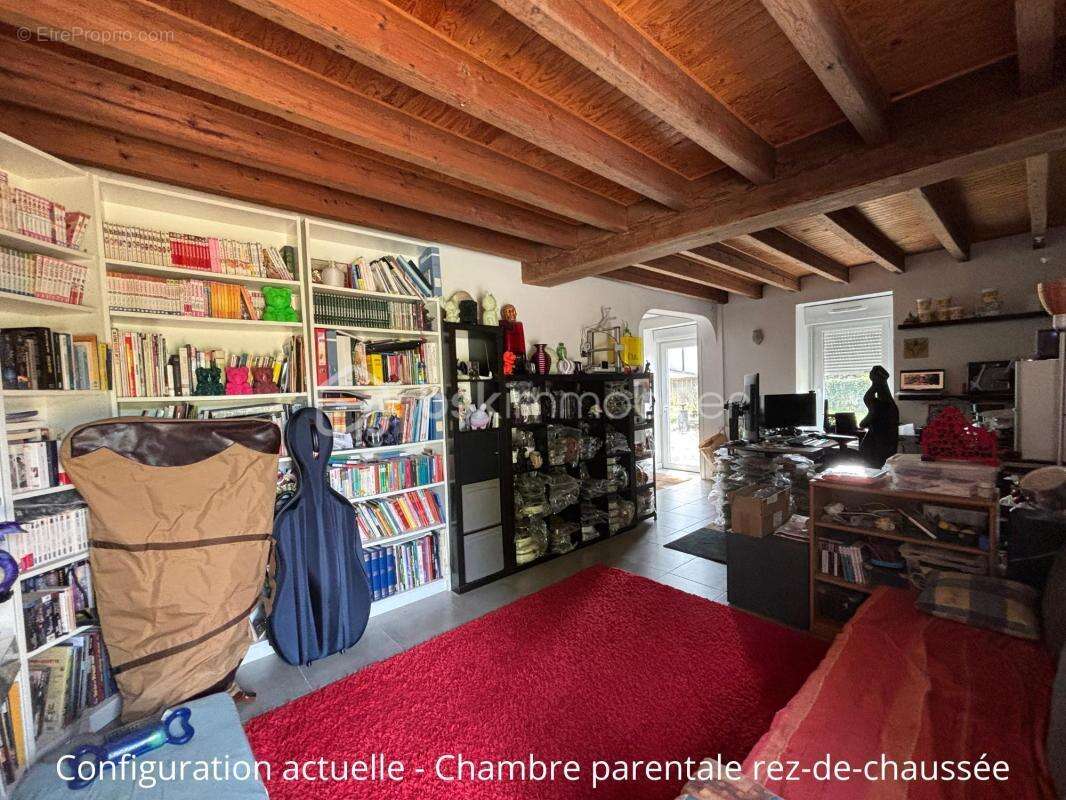Maison à MONTAIGU