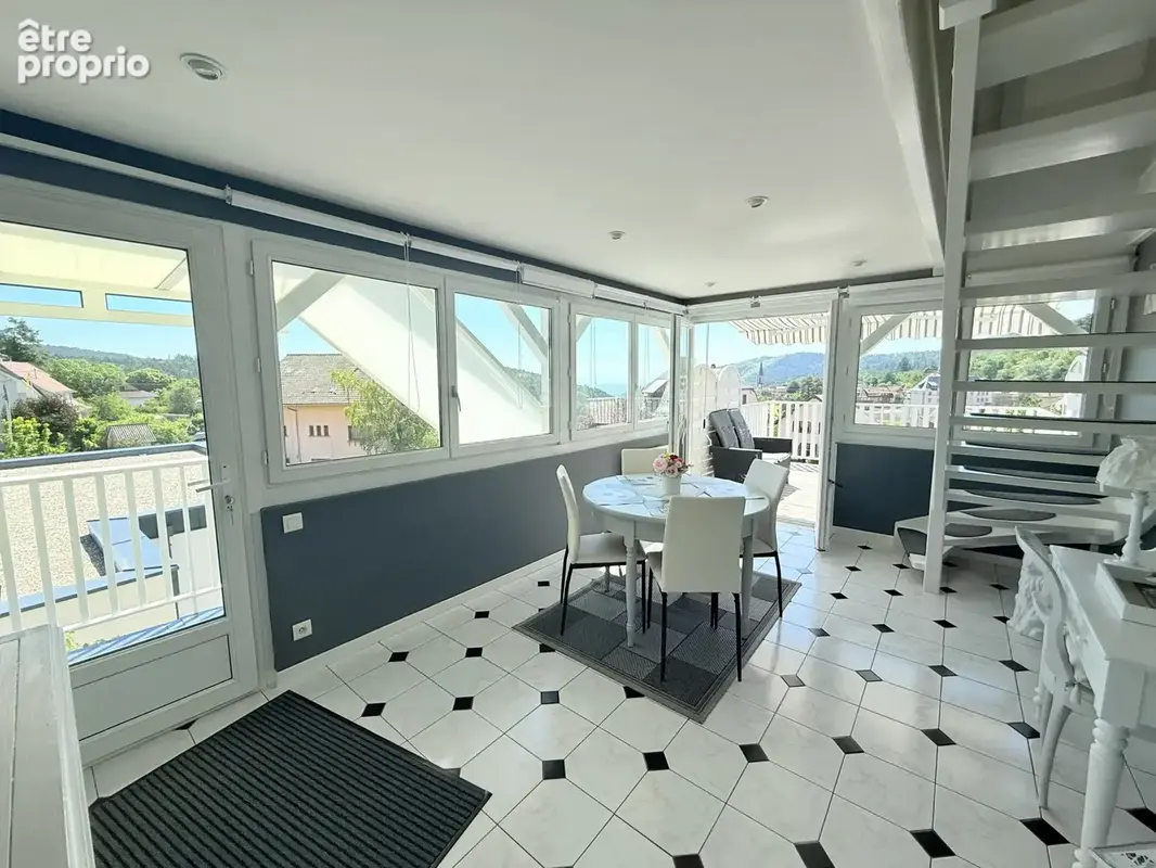 En exclusivité   Appartement T3 duplex   130 m2 au sol / 80 m2 habitables - Magnifique terrasse avec vue sur l - photo 2