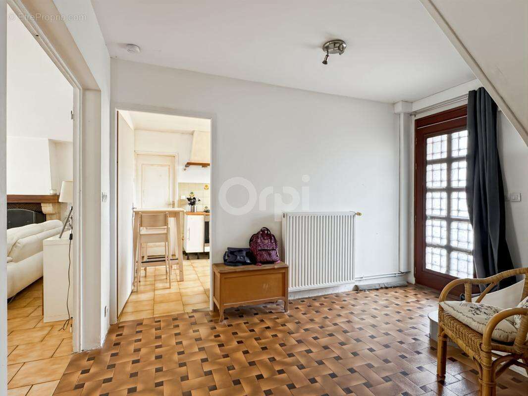 Maison À Vendre 170m² - 5 chambres - photo 9