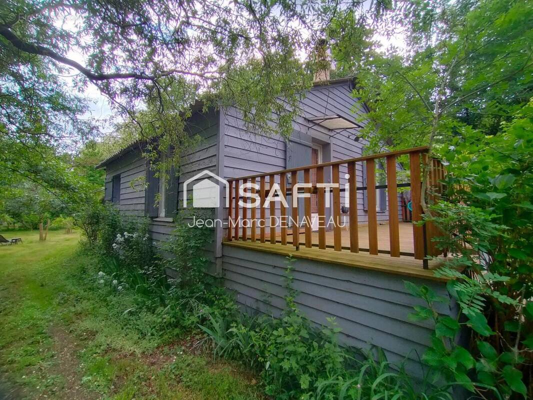 Photo 1 - Maison à SAVIGNY-EN-VERON