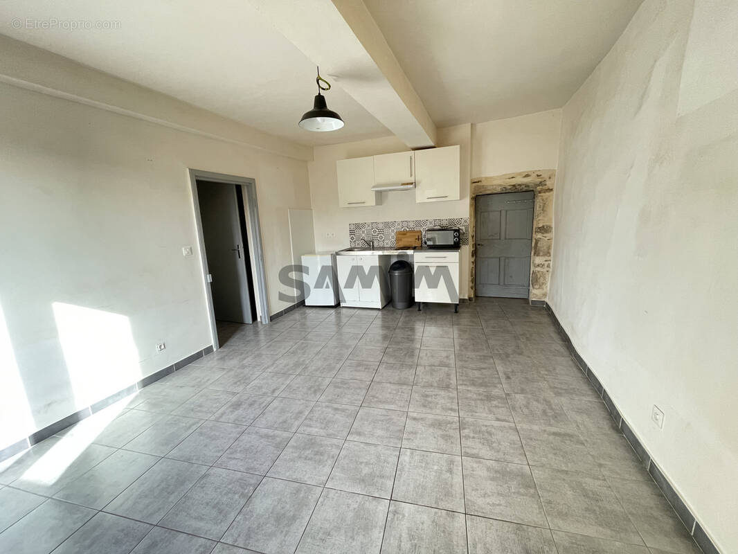 Appartement à CLARENSAC