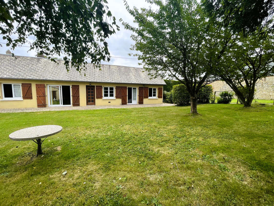 Maison à MARCHEVILLE