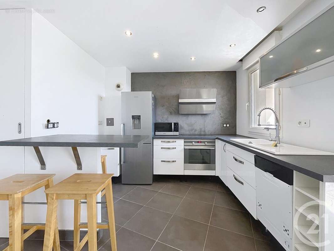 Appartement à PONTAULT-COMBAULT