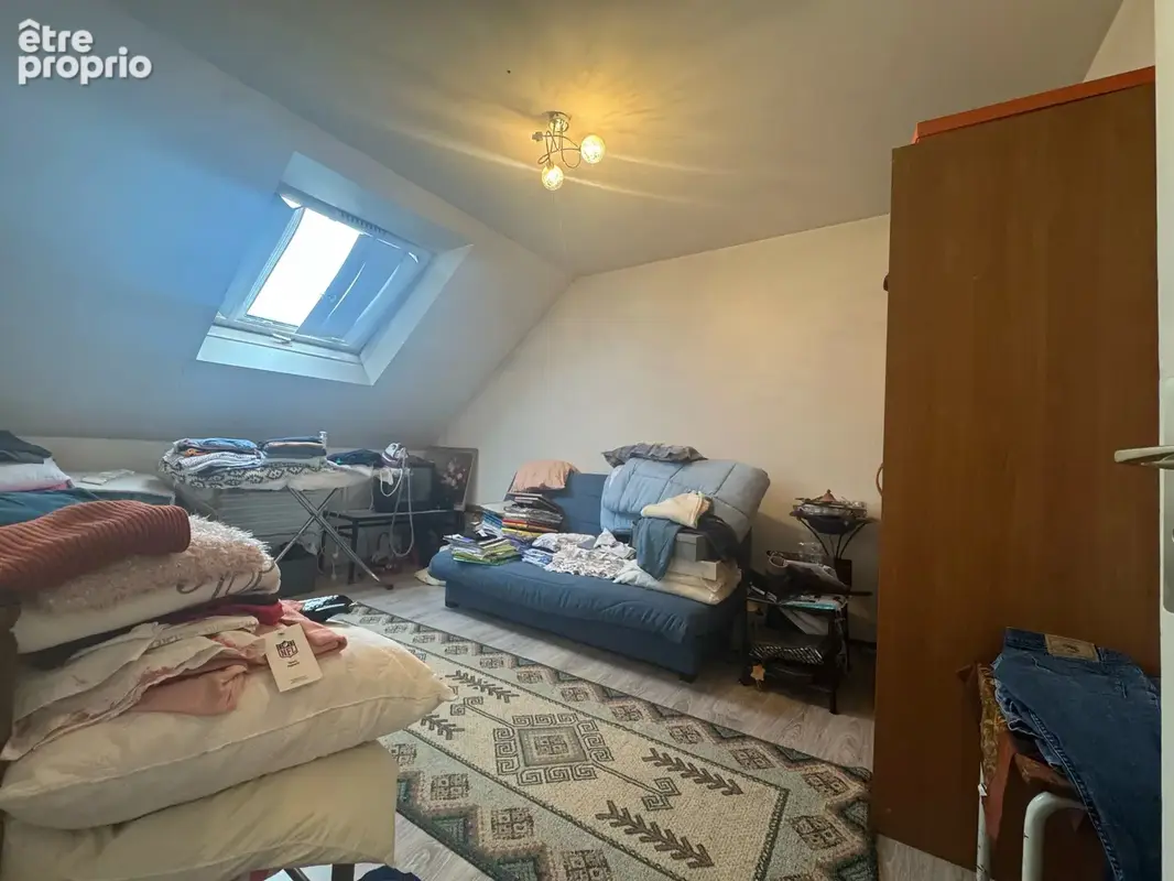 BLANC-MESNIL SUD : maison familiale avec atelier & 2 garages et plusieurs accès véhicules - photo 6