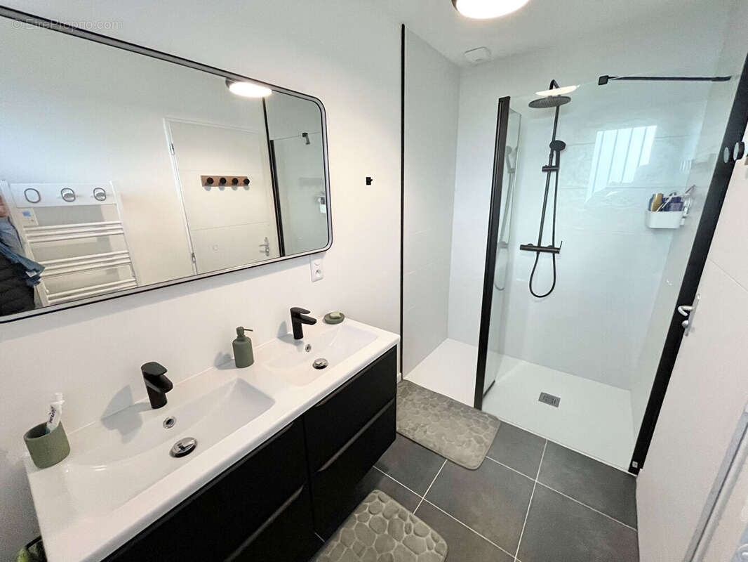 Maison à VILLEPERDUE