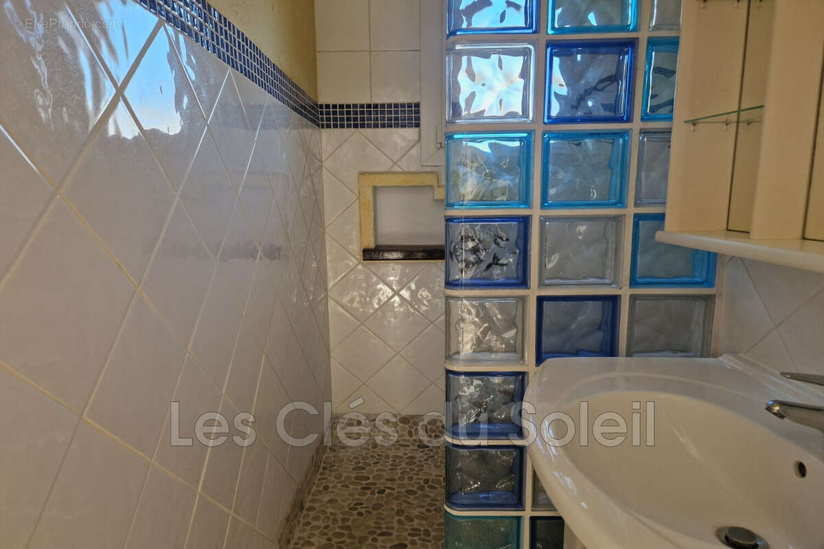 Appartement à HYERES