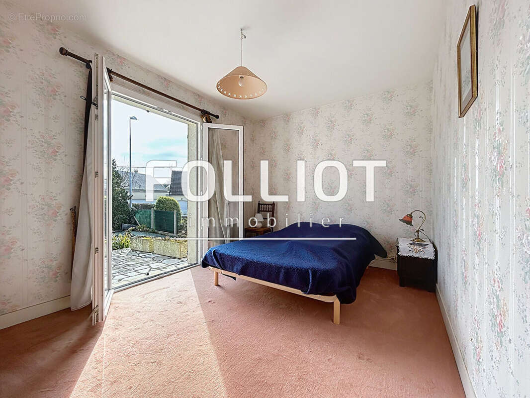 Maison à SAINT-PAIR-SUR-MER