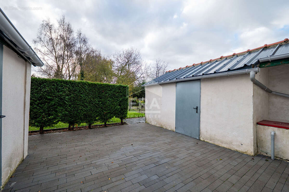 Maison à HAZEBROUCK