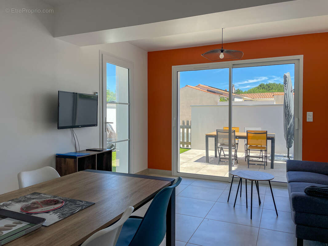 Maison à LES MATHES