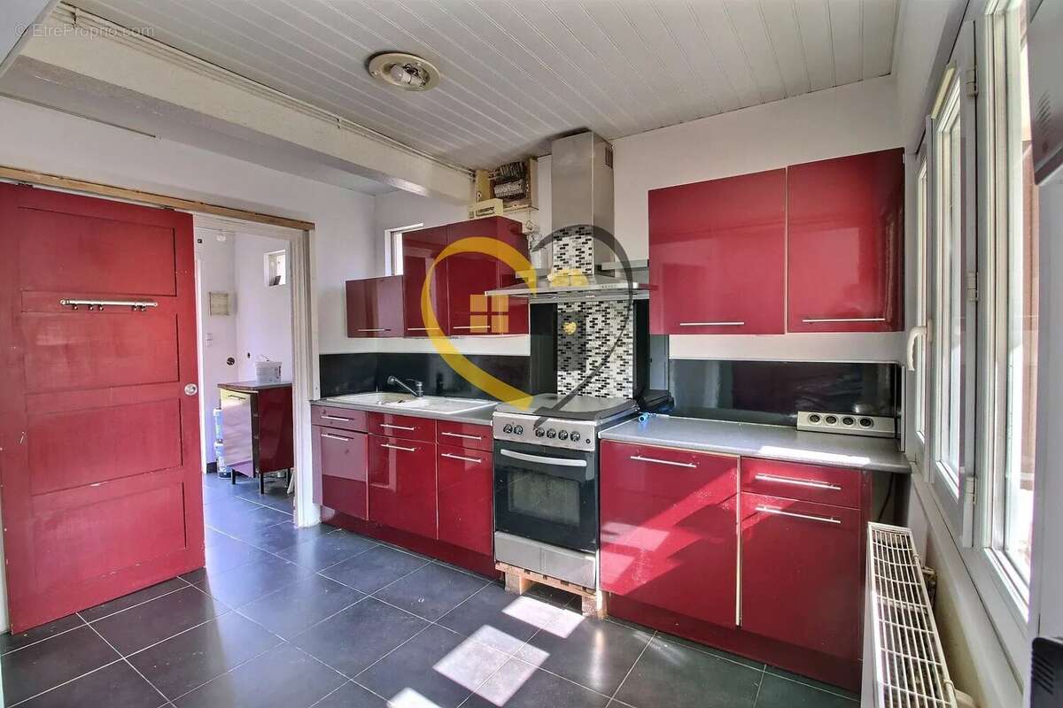 Maison à SOYE-EN-SEPTAINE