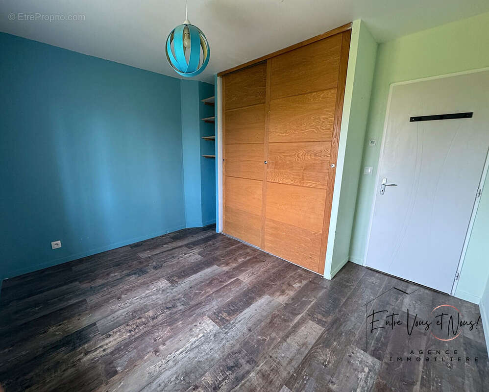 CHAMBRE 2 - Maison à GRIGNOLS