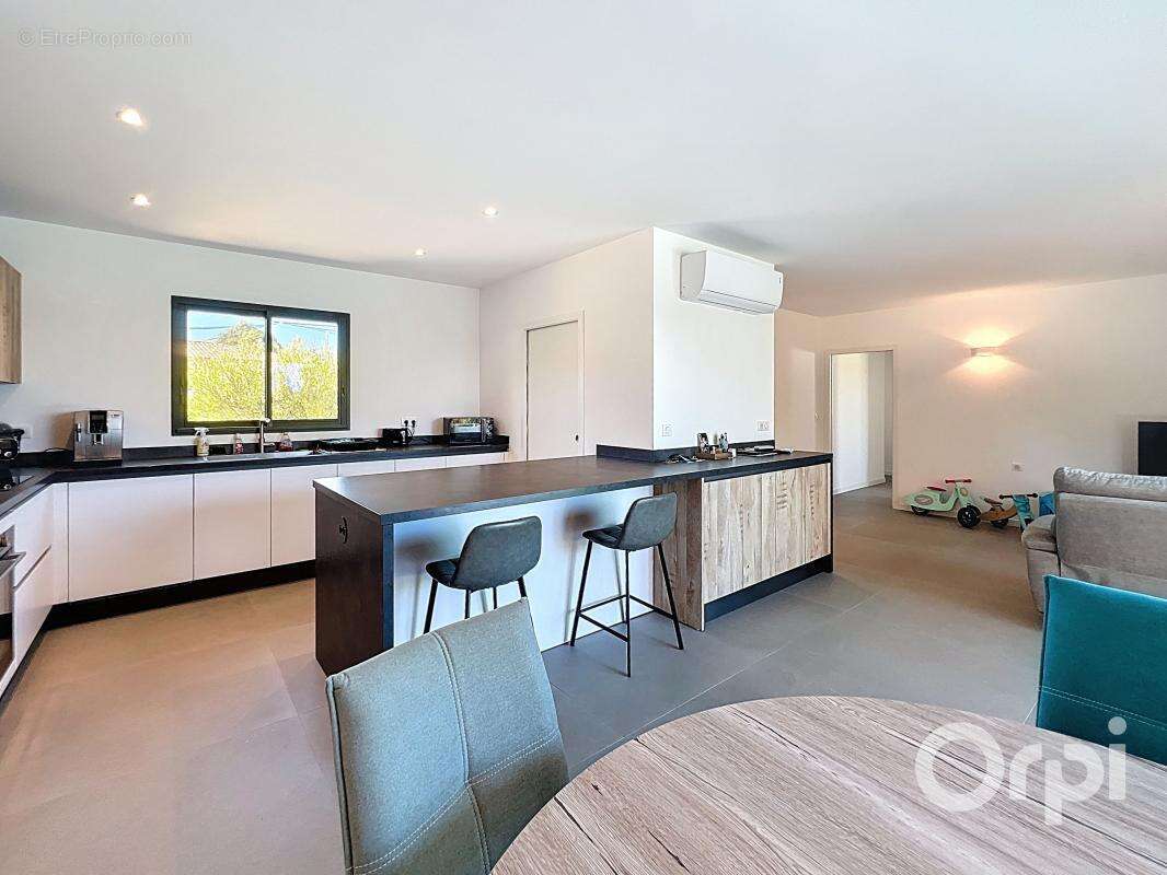 Maison à PORTO-VECCHIO