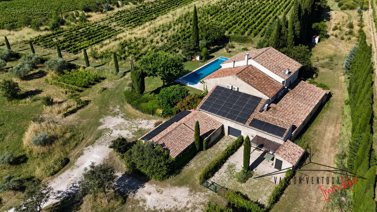 Maison à VIOLES