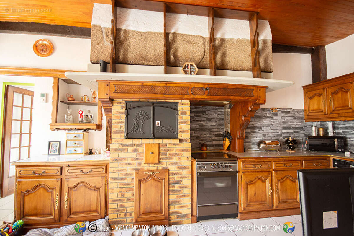 Maison à BAZOUGES-LA-PEROUSE