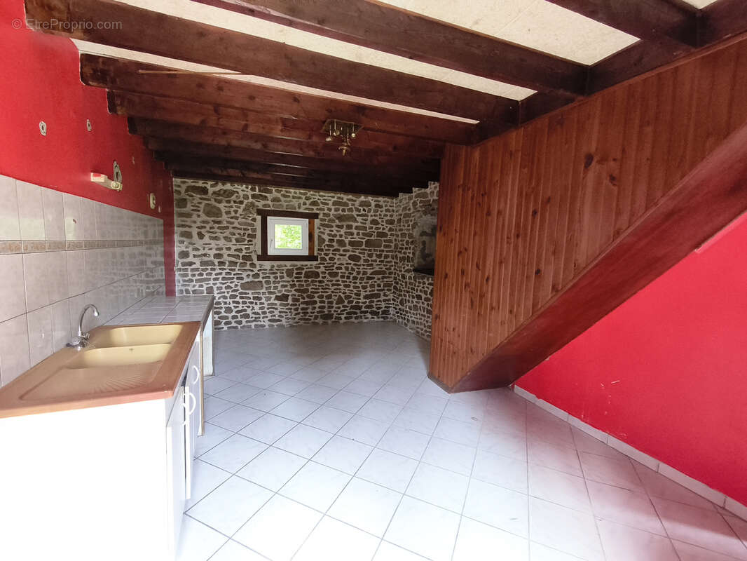 Maison à COULOUVRAY-BOISBENATRE