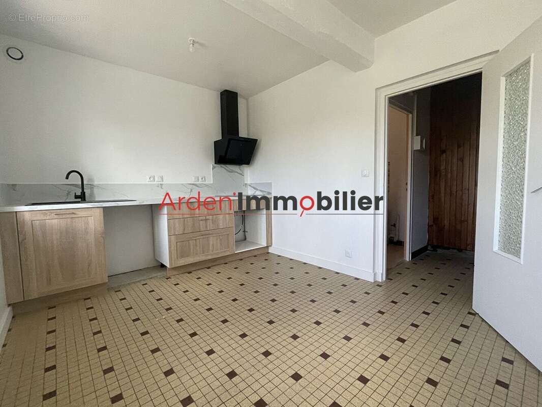 Maison à SAINT-GERMAINMONT