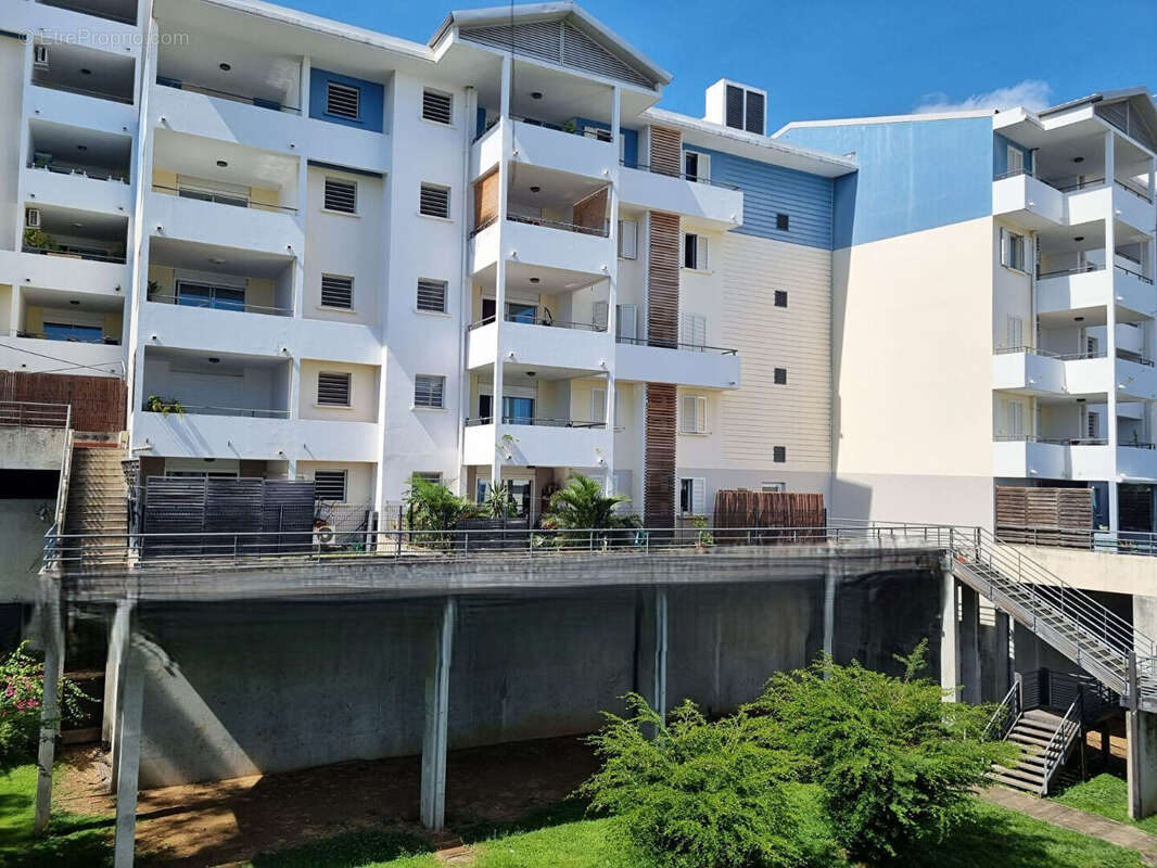 Appartement à SAINT-DENIS