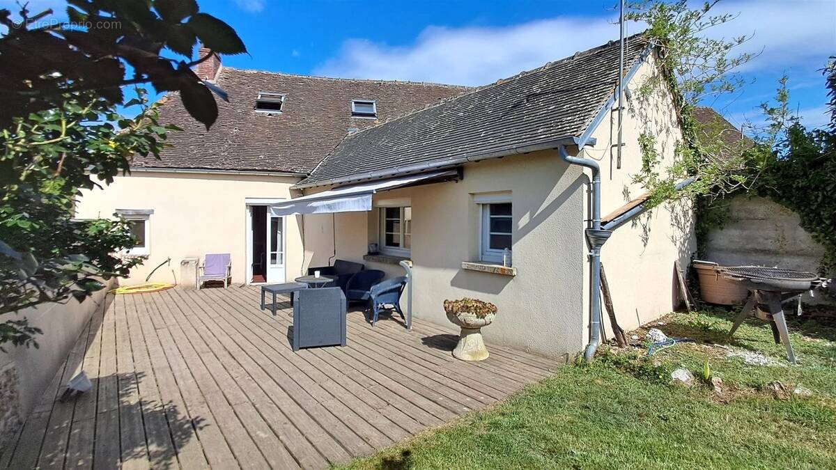 Maison à MAILLEBOIS