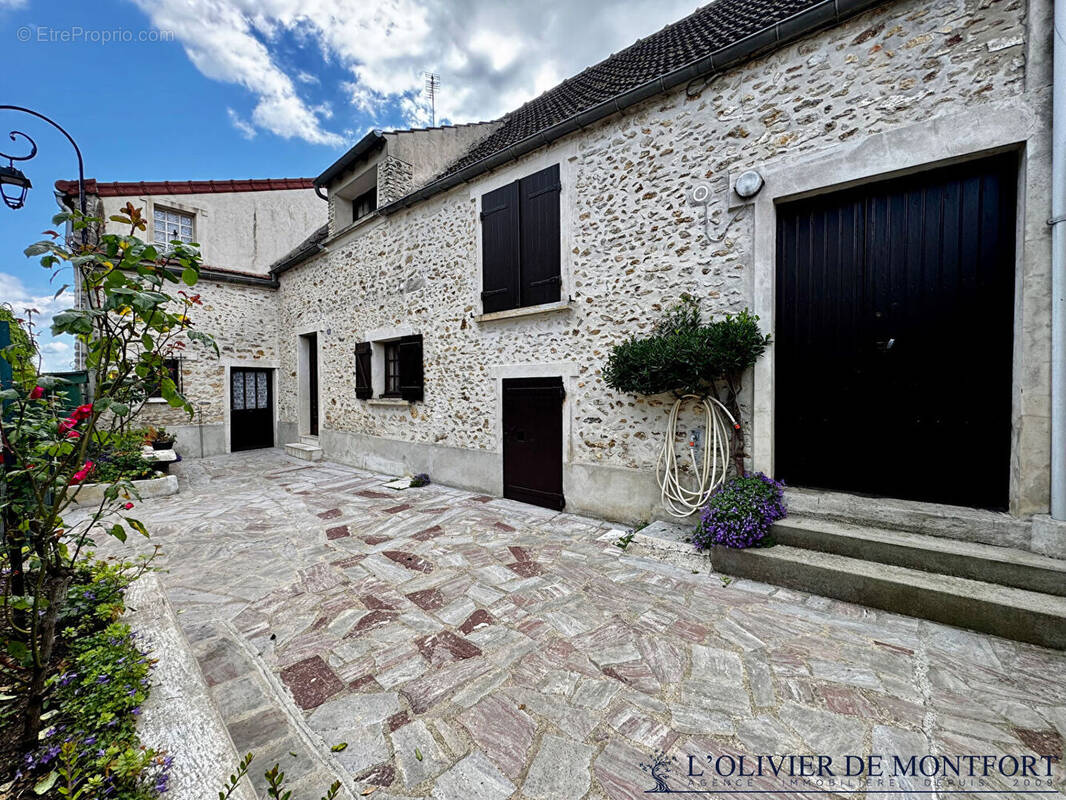 Maison à MONTFORT-L'AMAURY