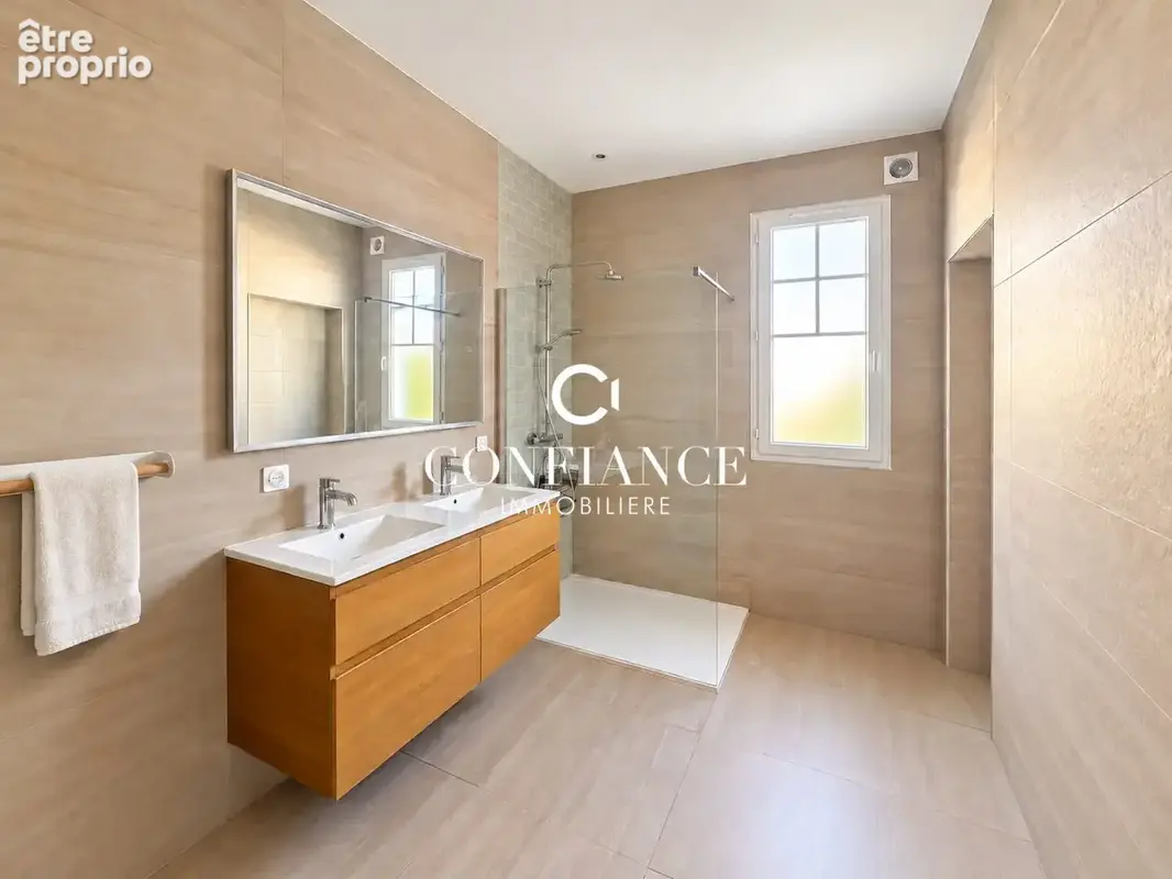 Maison 6 pièces 200 m² à vendre à Nice (06100) - photo 4