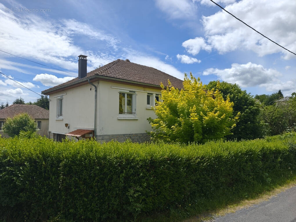 Maison à BOURG-LASTIC