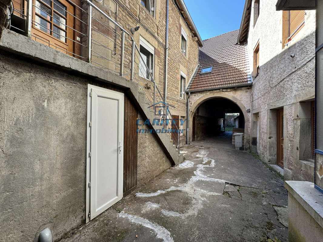 Appartement à LURE