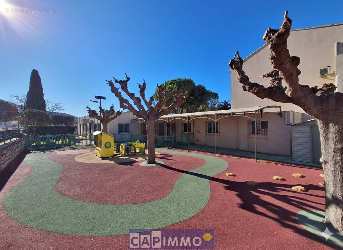 Appartement à LE CASTELLET