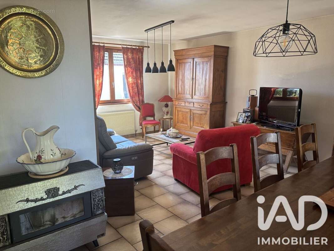 Maison 95 m² à Toulon-Sur-Arroux  - photo 5