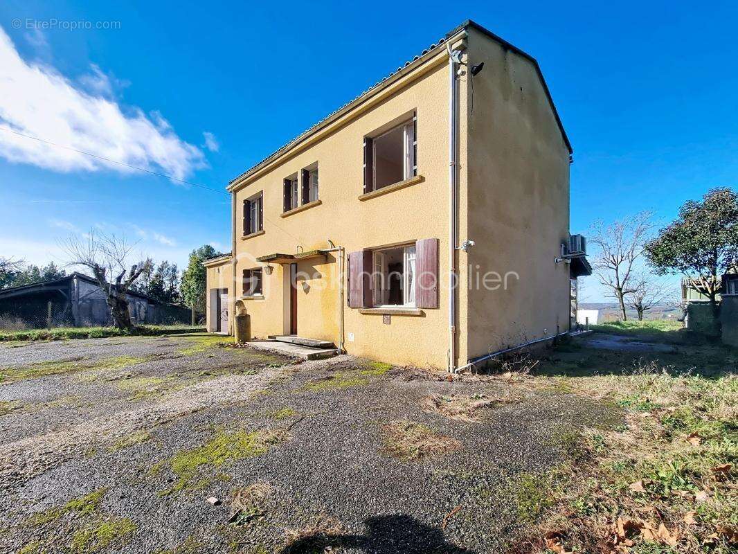 Maison à rénover, vue panoramique et fort potentiel locatif à Miradoux - photo 2