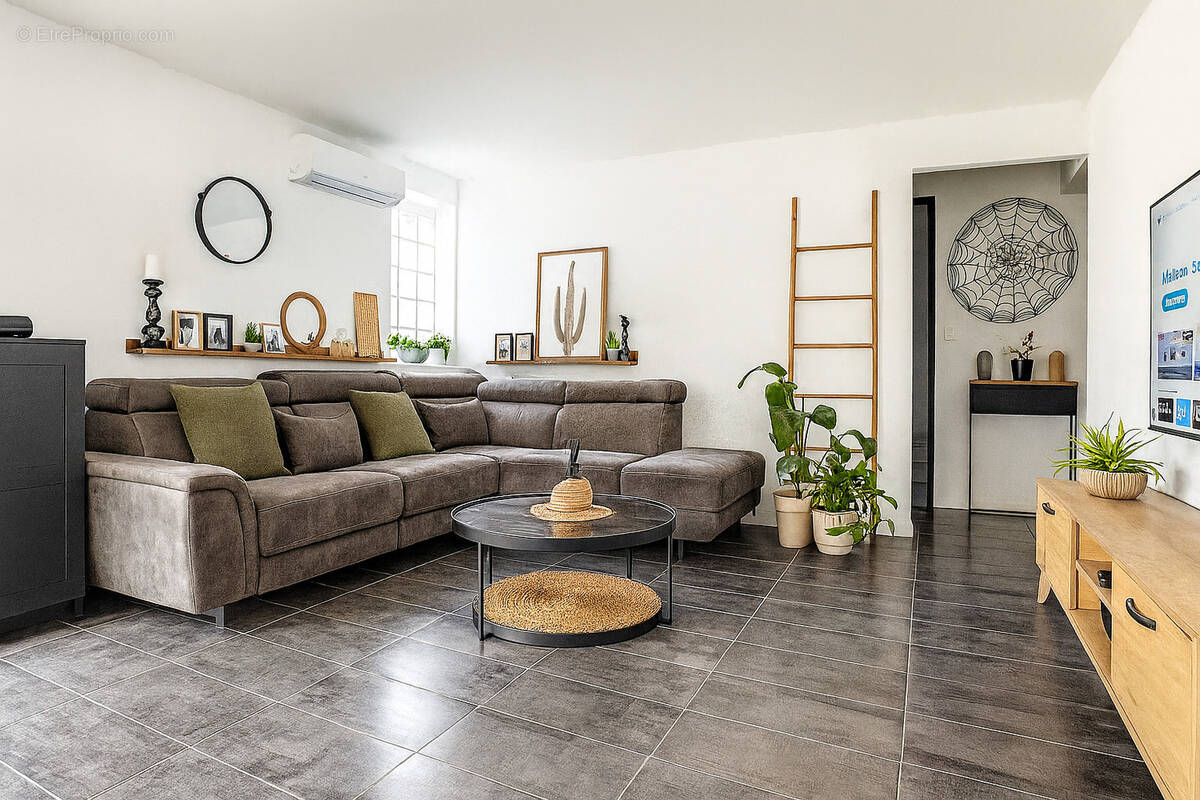 Maison à SAUSSET-LES-PINS