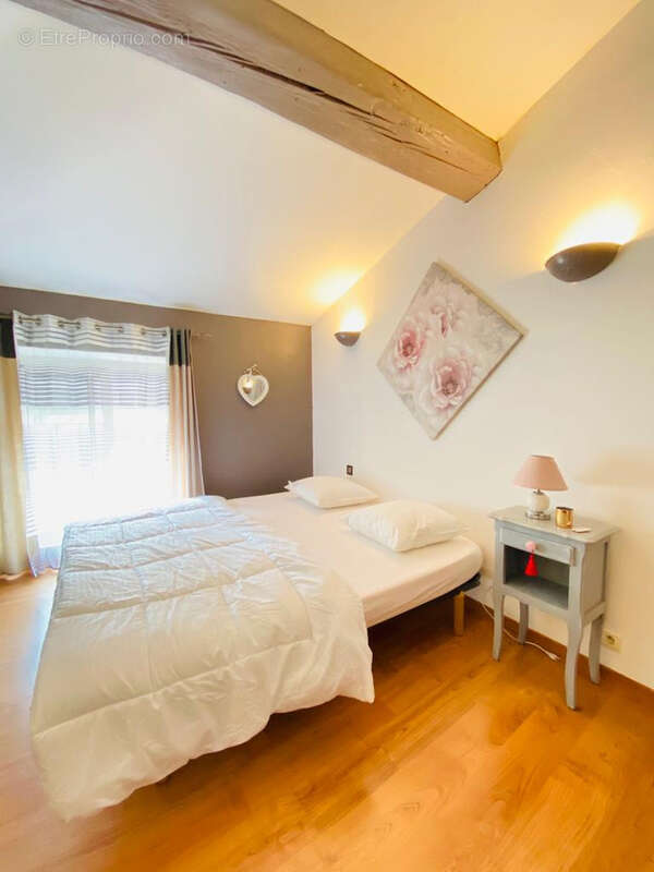 Maison à SAINT-ESTEVE