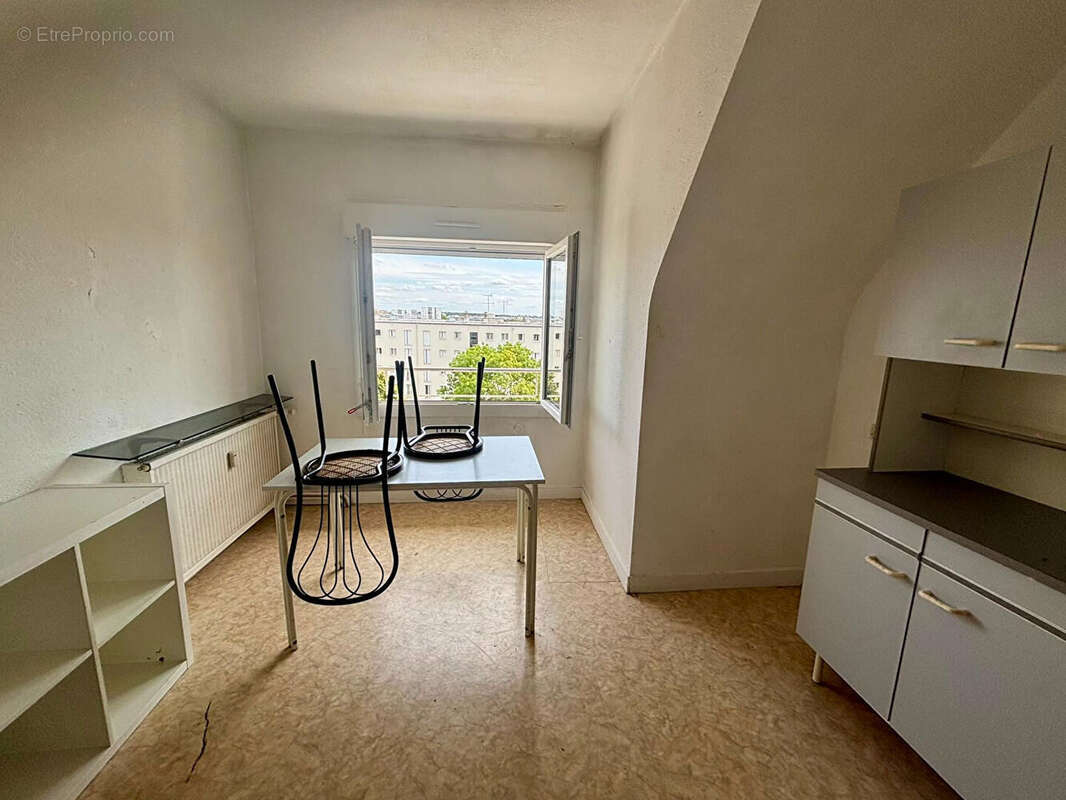 Appartement Laval 2 pièce(s) 29.68 m2 - photo 2