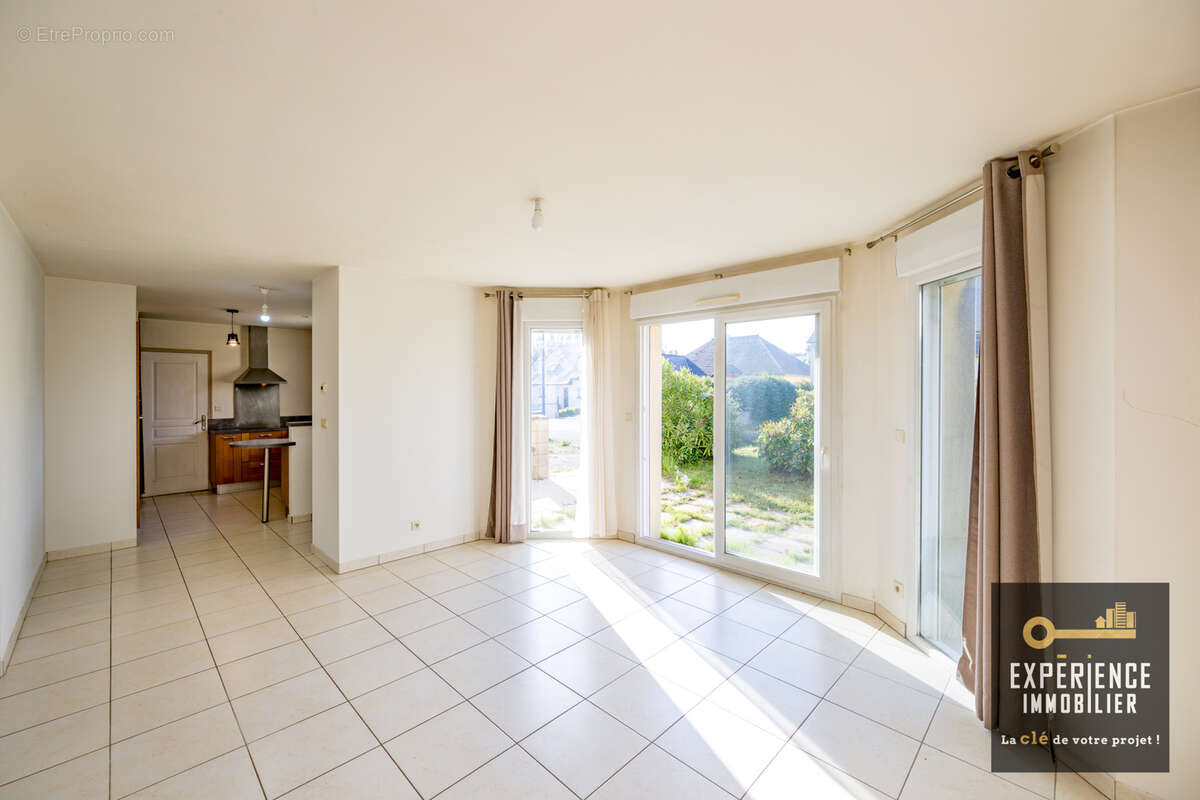 Maison familiale lumineuse avec 5 chambres et jardin - photo 4