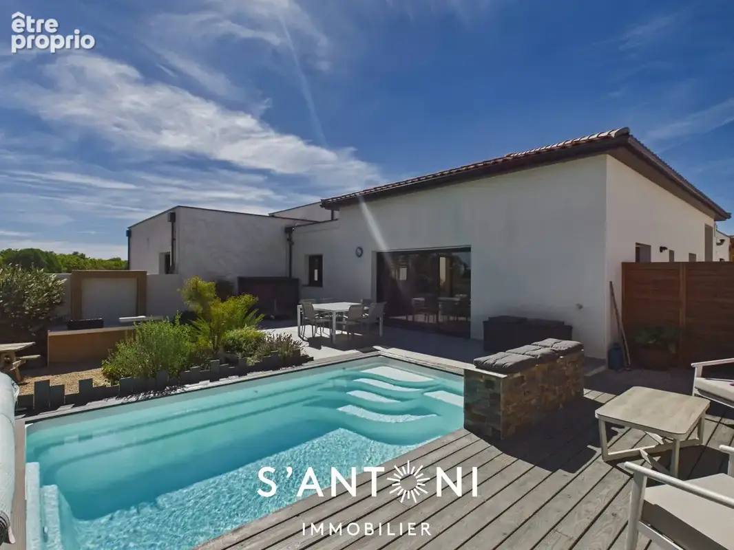 Saint-Thibéry  Villa T4 plain-pied avec piscine et dépendance - photo 2