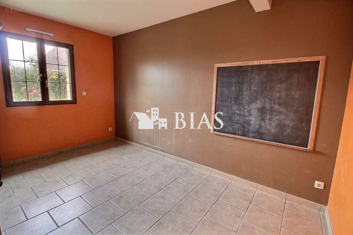 Maison à BOURG-ACHARD