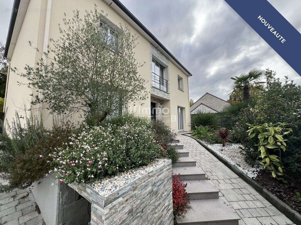 Maison à NANTEUIL-LES-MEAUX