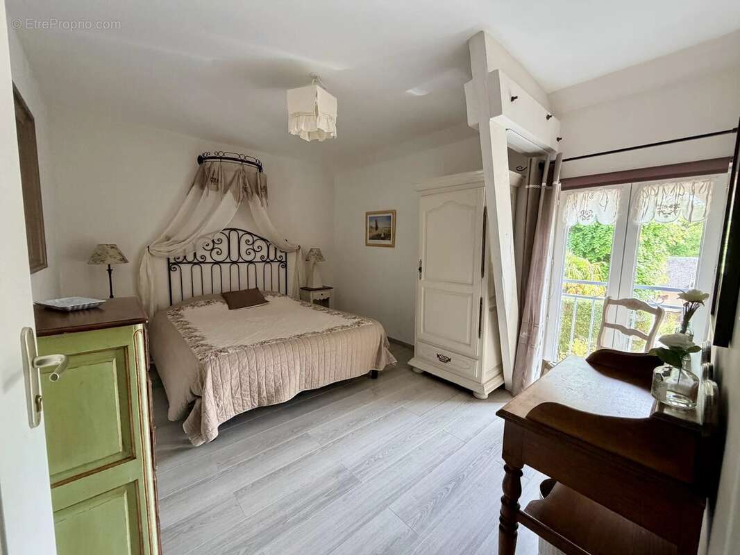 Grande propriété 9 chambres à BERNAY - Plain-pied possible - 290m2/16000m2 - photo 12