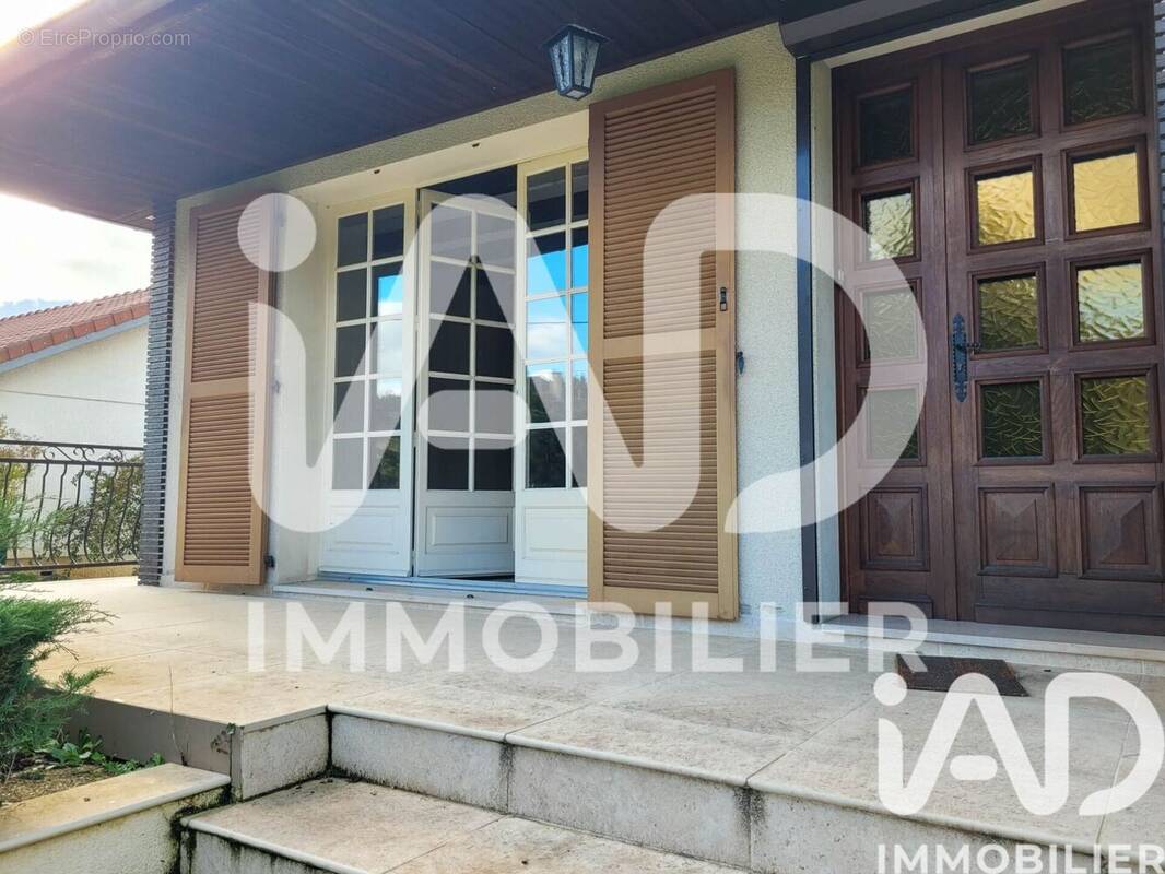 Photo 1 - Maison à ESTIVAREILLES