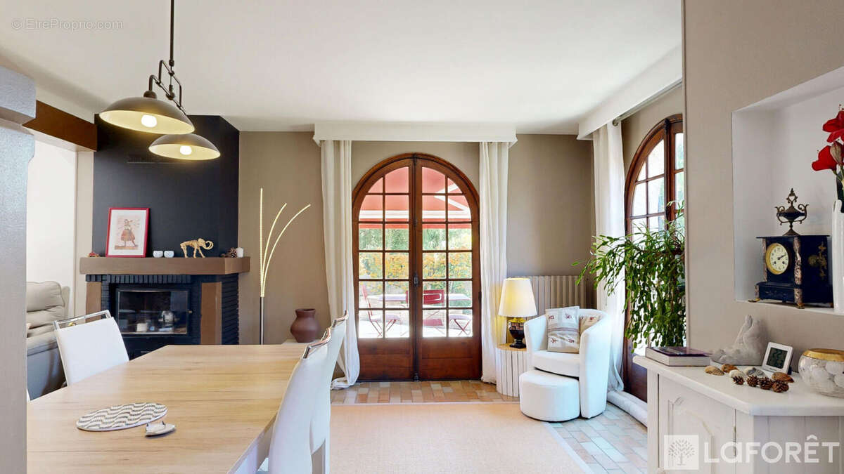 Maison à NEUVY