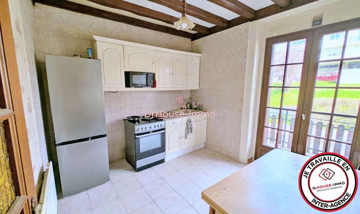 Appartement à UNIEUX
