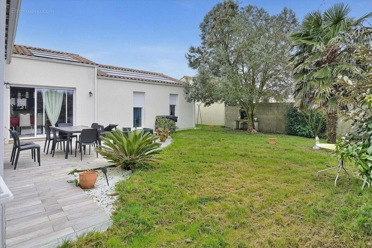 Photo 2 - Maison à SAINT-MATHURIN