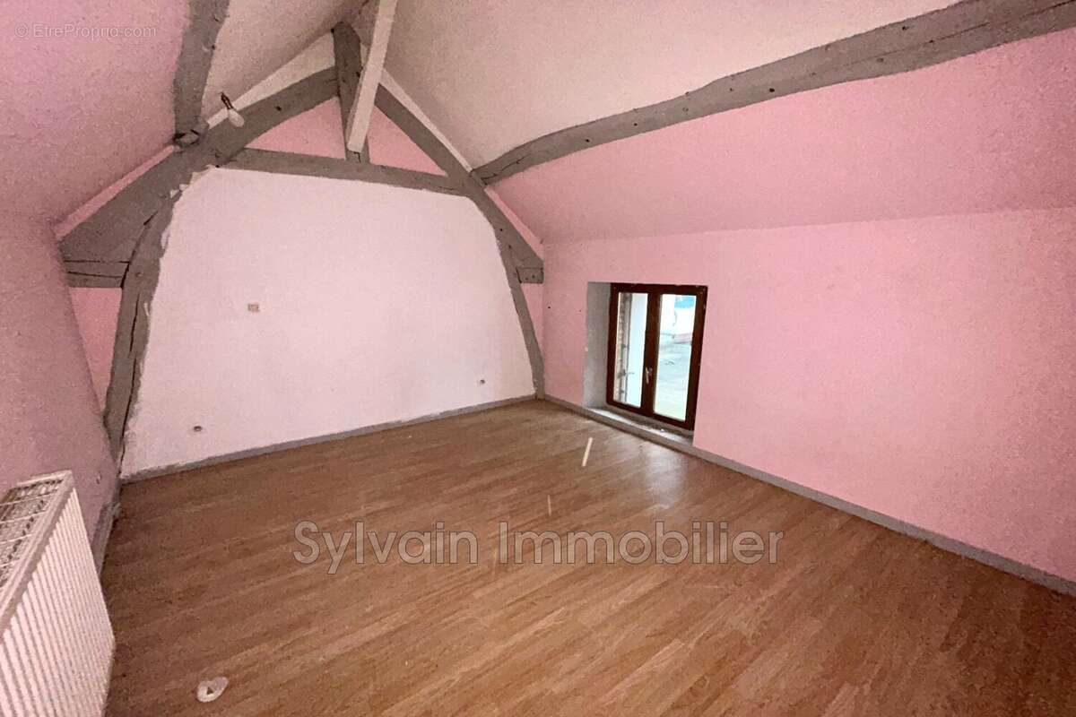 Maison 72 m² à Songeons  - photo 5