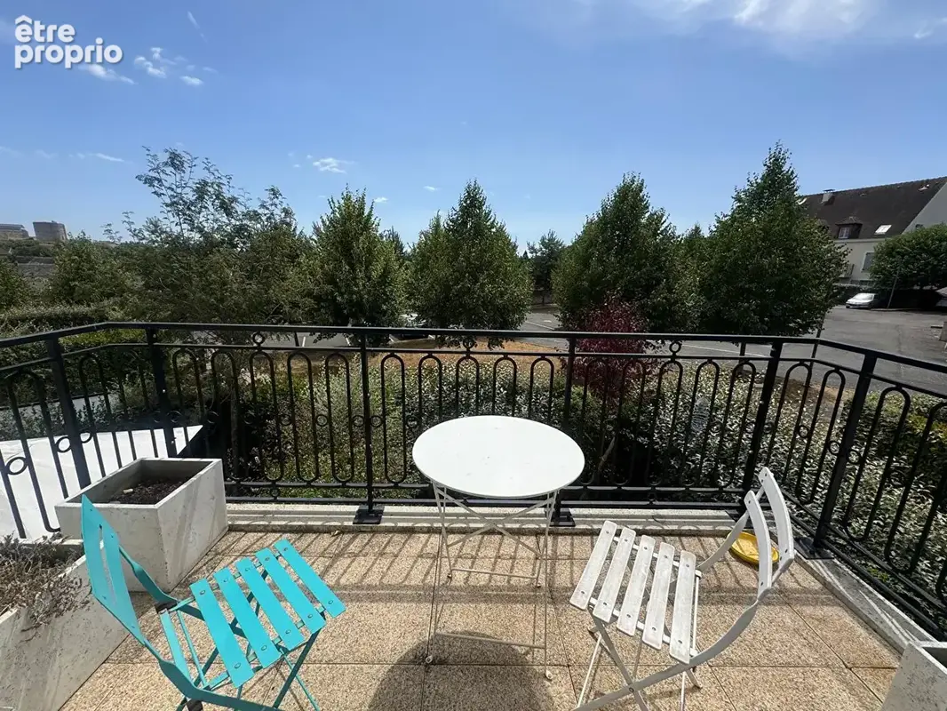 Houdan - Appartement F2 - A vendre - photo 2