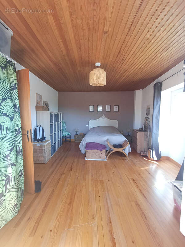 Maison à AUBUSSON-D'AUVERGNE