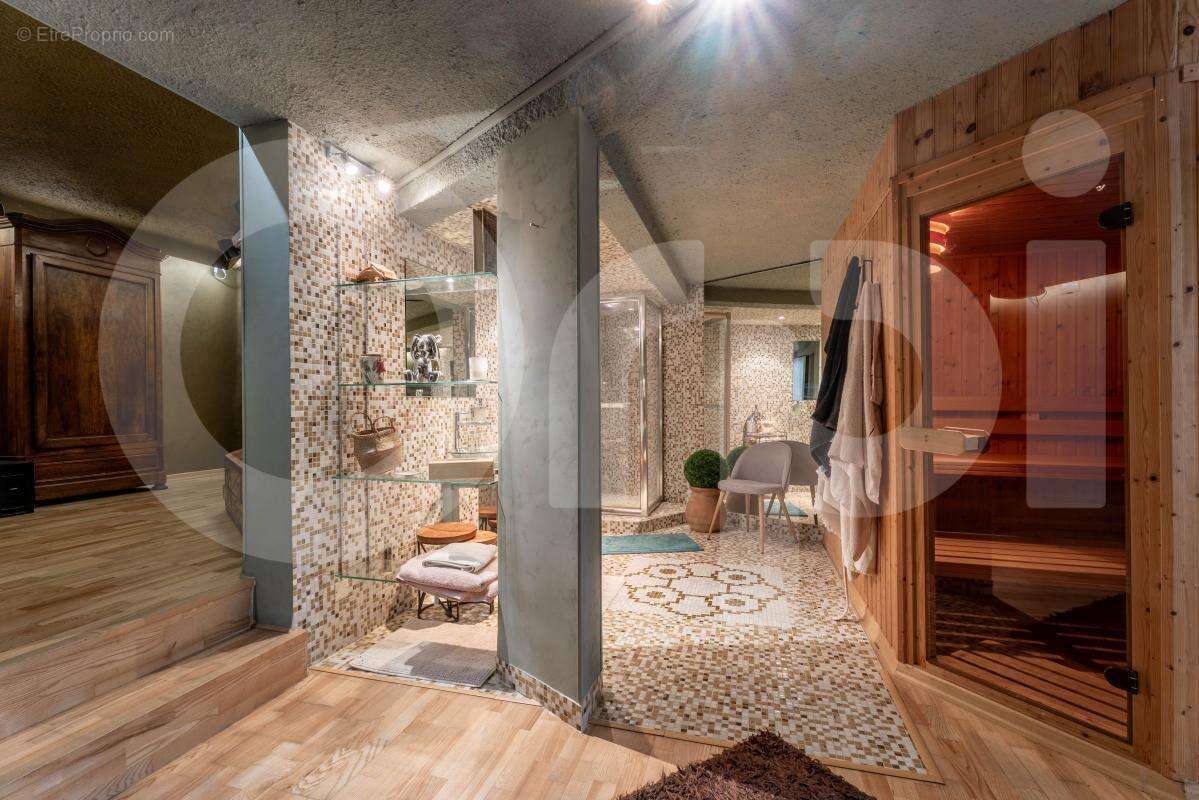 Maison à VILLEFRANCHE-SUR-SAONE